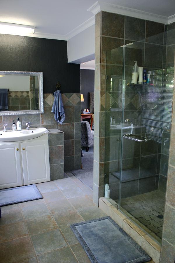 Koru Guesthouse Pretoria-Noord Esterno foto