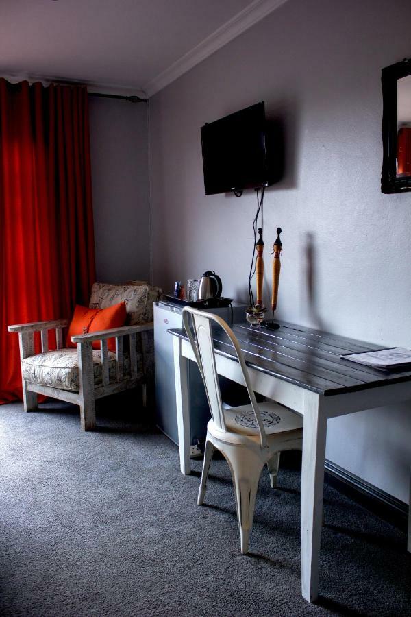 Koru Guesthouse Pretoria-Noord Esterno foto