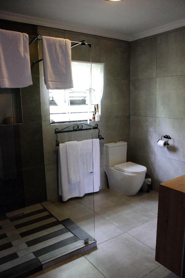 Koru Guesthouse Pretoria-Noord Esterno foto